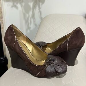 BCBG Paris Brown Suede Wedges with Flower Emblishments